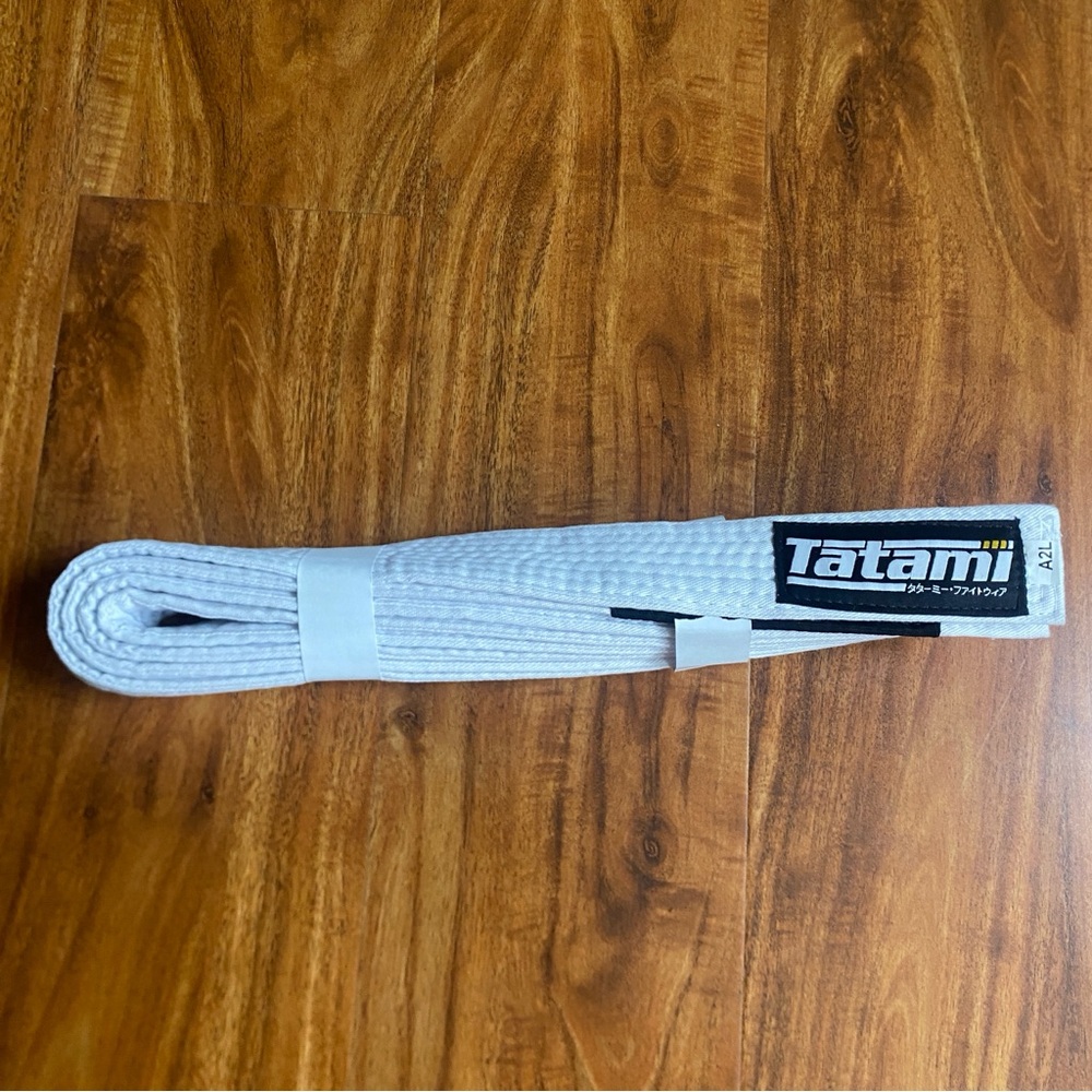 NWT New Men's Tatami White Jiu Jitsu Gi Belt Size A2L Sporty Martial Arts